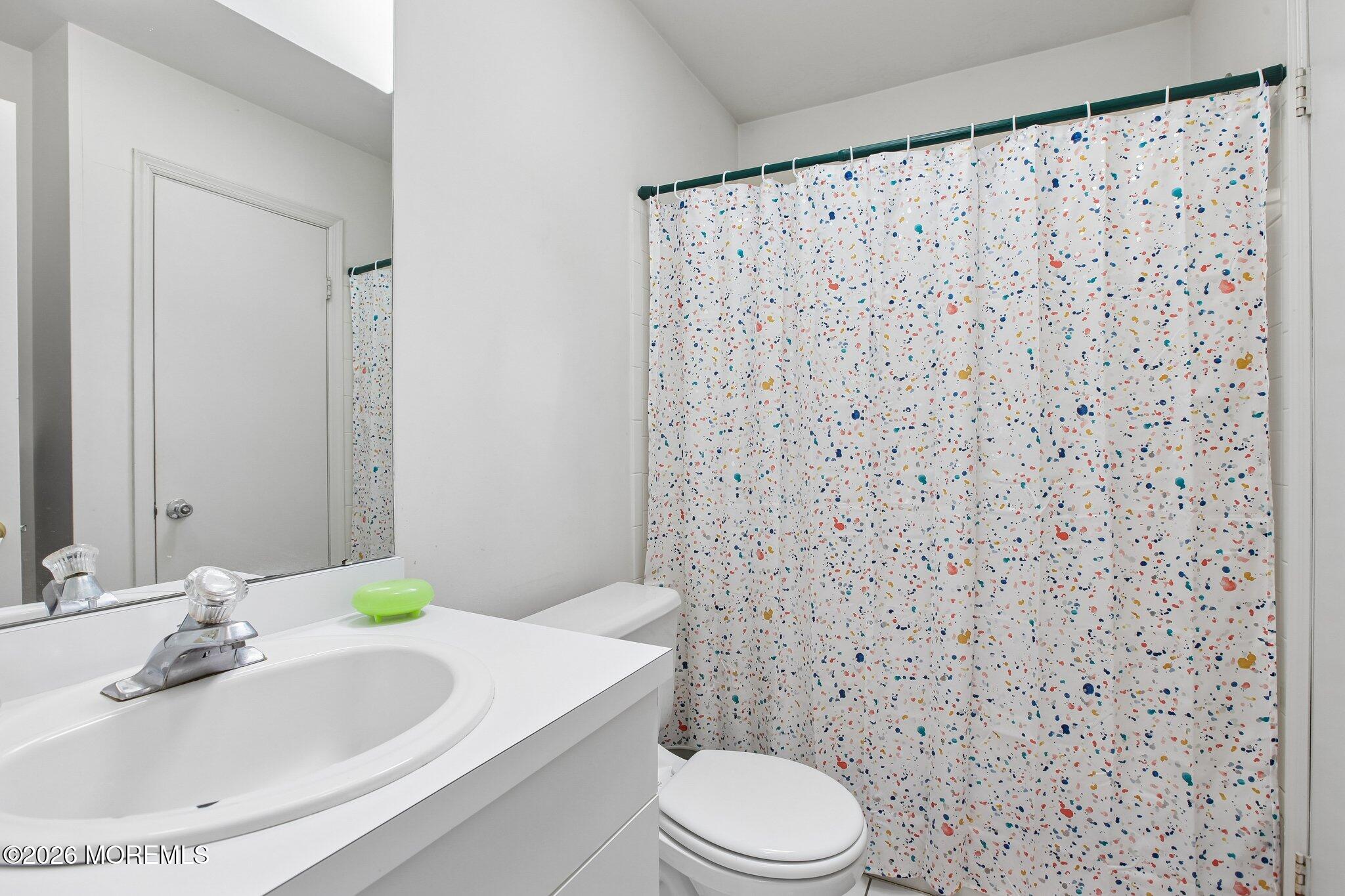 163 Clarken Drive West Orange NJ 07052