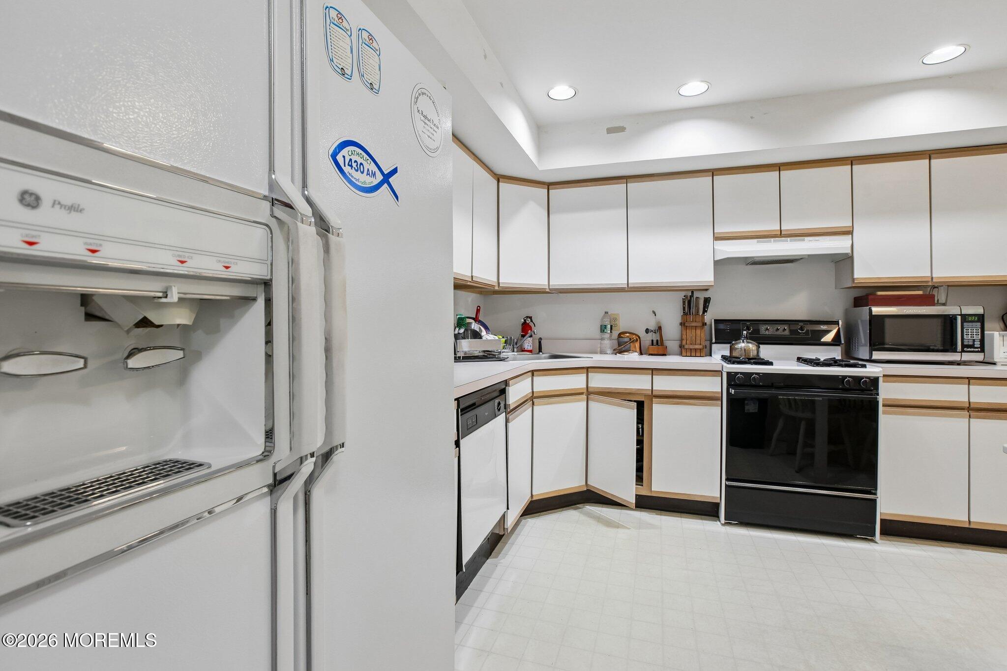 163 Clarken Drive West Orange NJ 07052