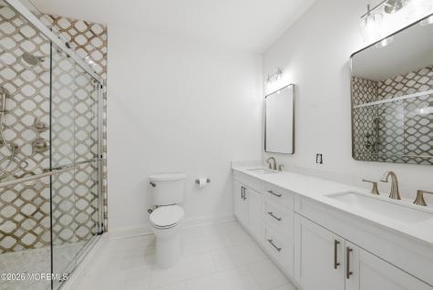 18 Remington Court Farmingdale NJ 07727