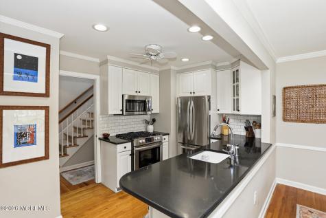 5 Berkeley Square Brielle NJ 08730