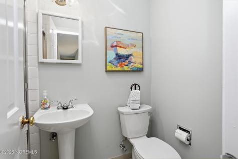 5 Berkeley Square Brielle NJ 08730