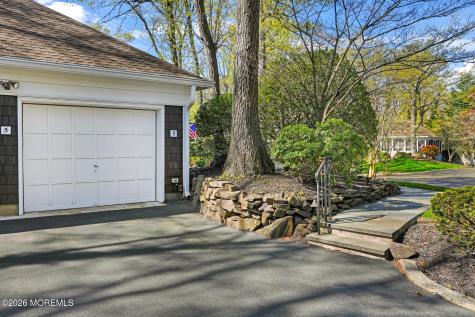 5 Berkeley Square Brielle NJ 08730