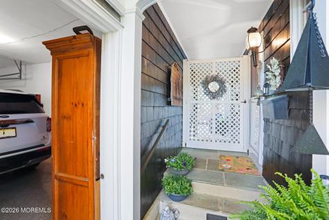 5 Berkeley Square Brielle NJ 08730