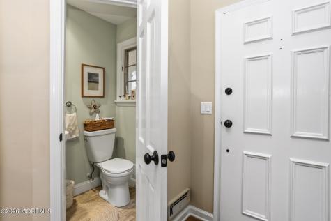 5 Berkeley Square Brielle NJ 08730