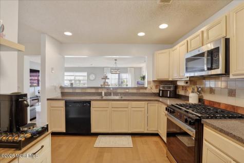 76 Shinnecock Hills Court Howell NJ 07731