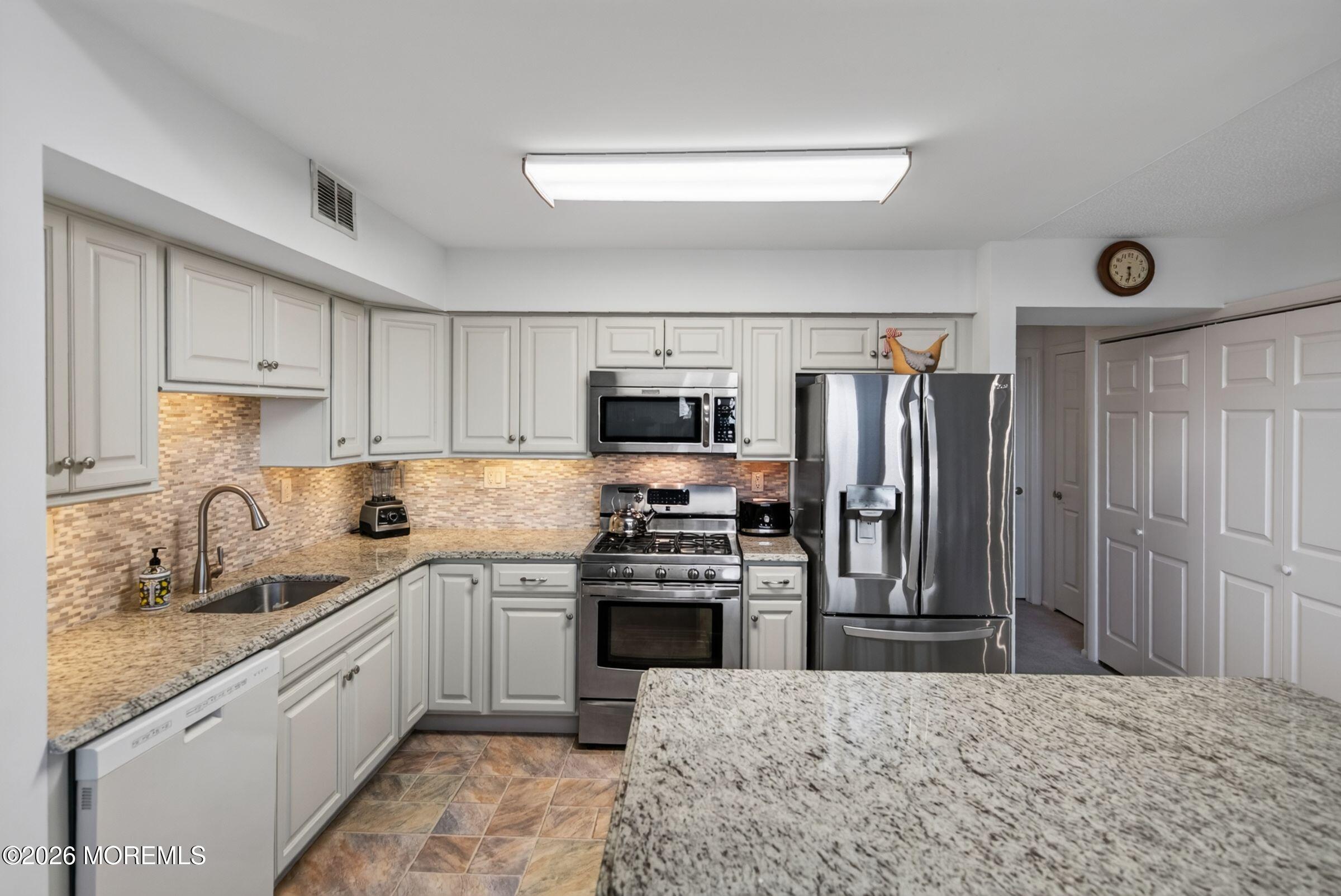 30 Portland Road Highlands NJ 07732