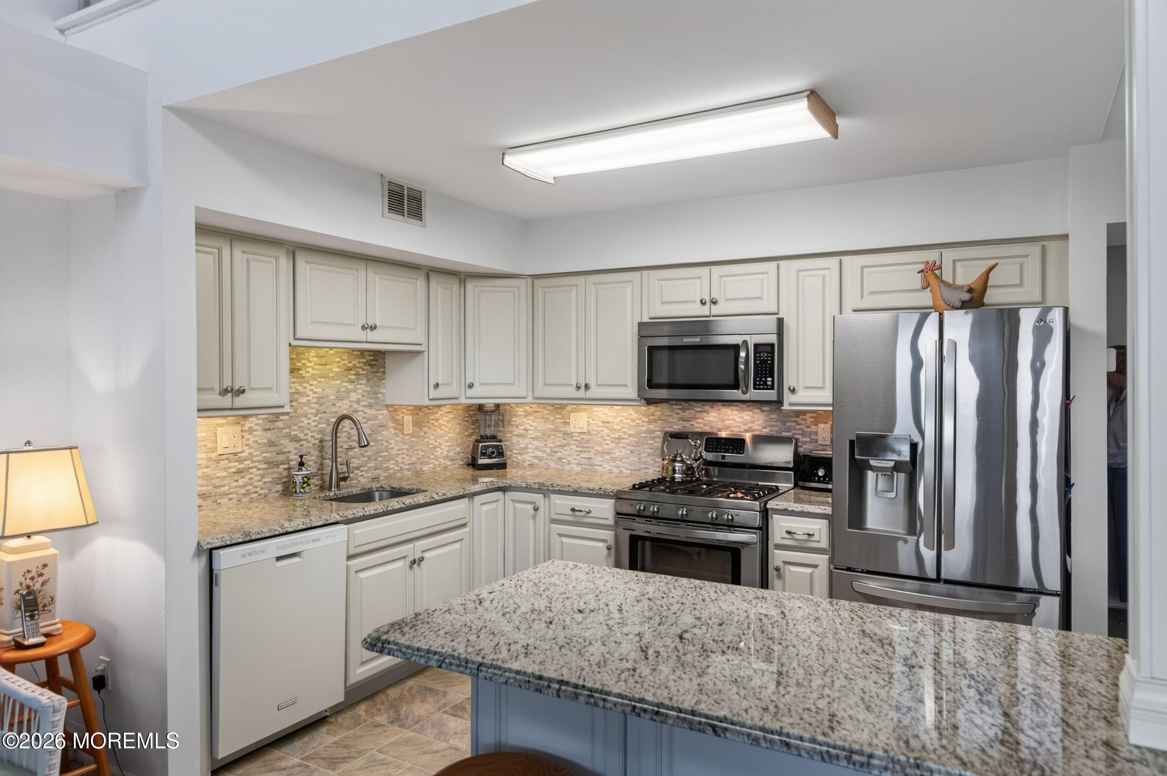 30 Portland Road Highlands NJ 07732