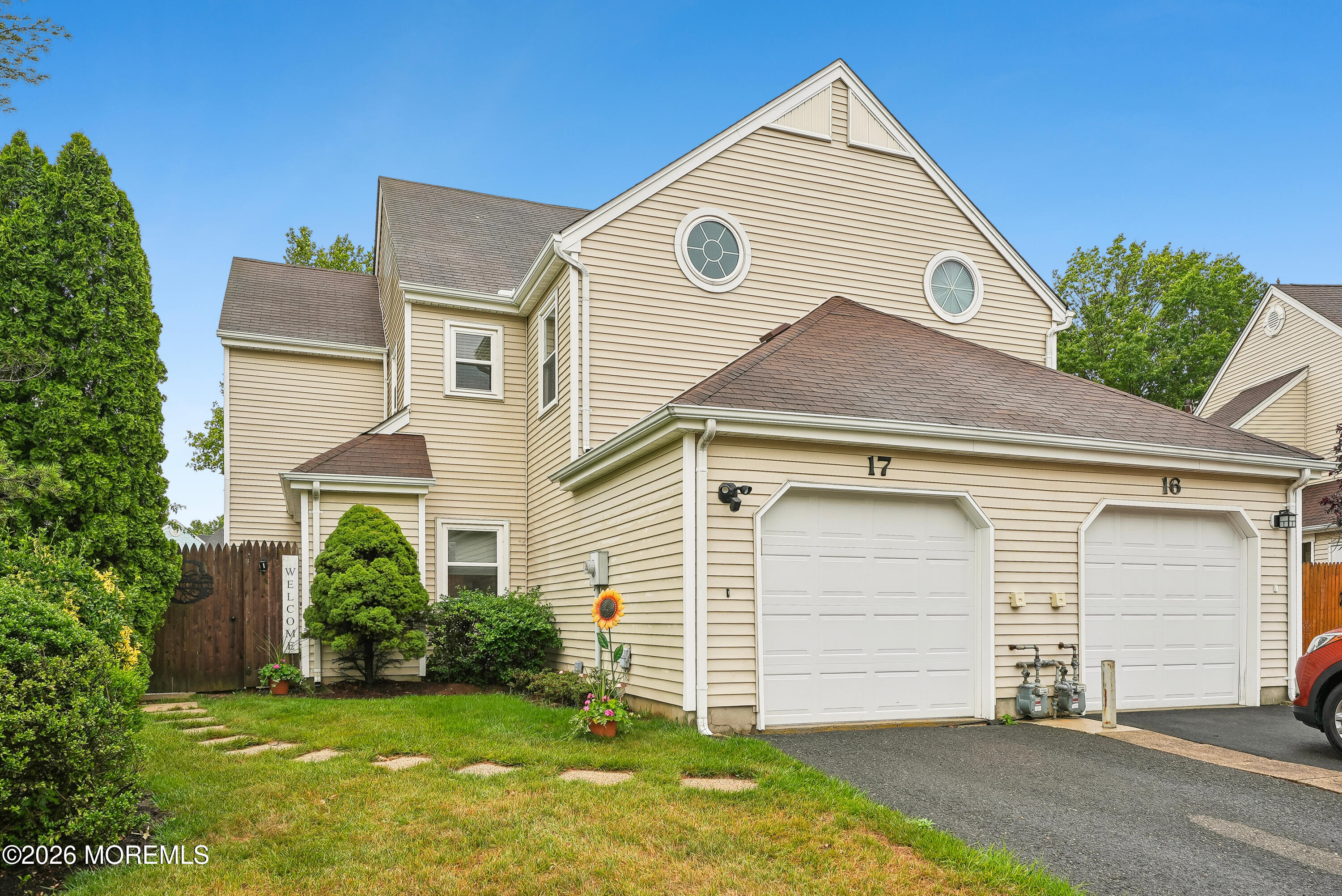 Freehold NJ, 17 Cooper Court