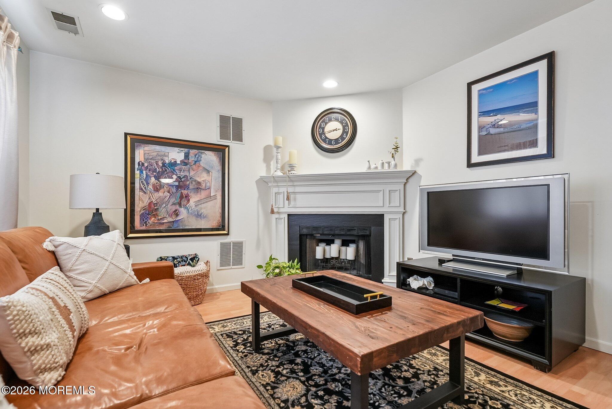 17 Cooper Court Freehold NJ 07728