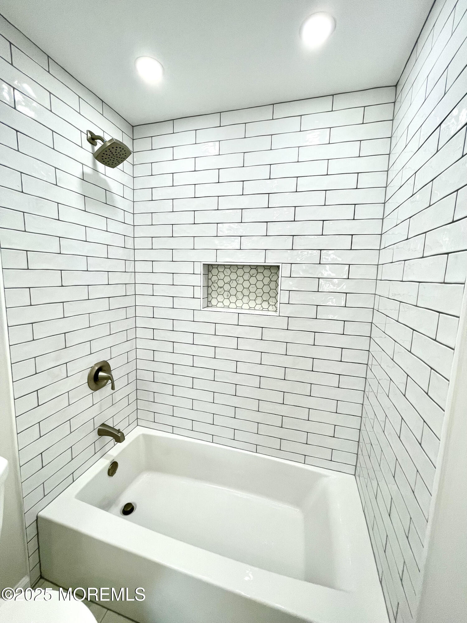 162 Pinetree Court Howell NJ 07731