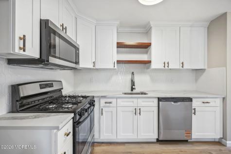 802 Begonia Court Jackson NJ 08527