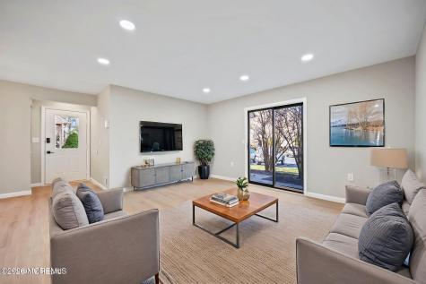 802 Begonia Court Jackson NJ 08527