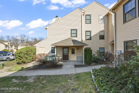 802 Begonia Court Jackson NJ 08527
