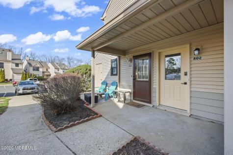 802 Begonia Court Jackson NJ 08527