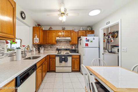 853 Ardmore Road Monroe NJ 08831