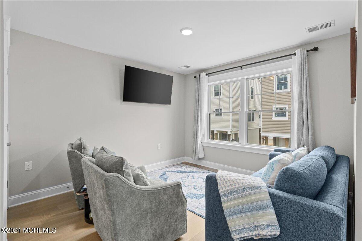 14 Elder Street Mantoloking NJ 08738