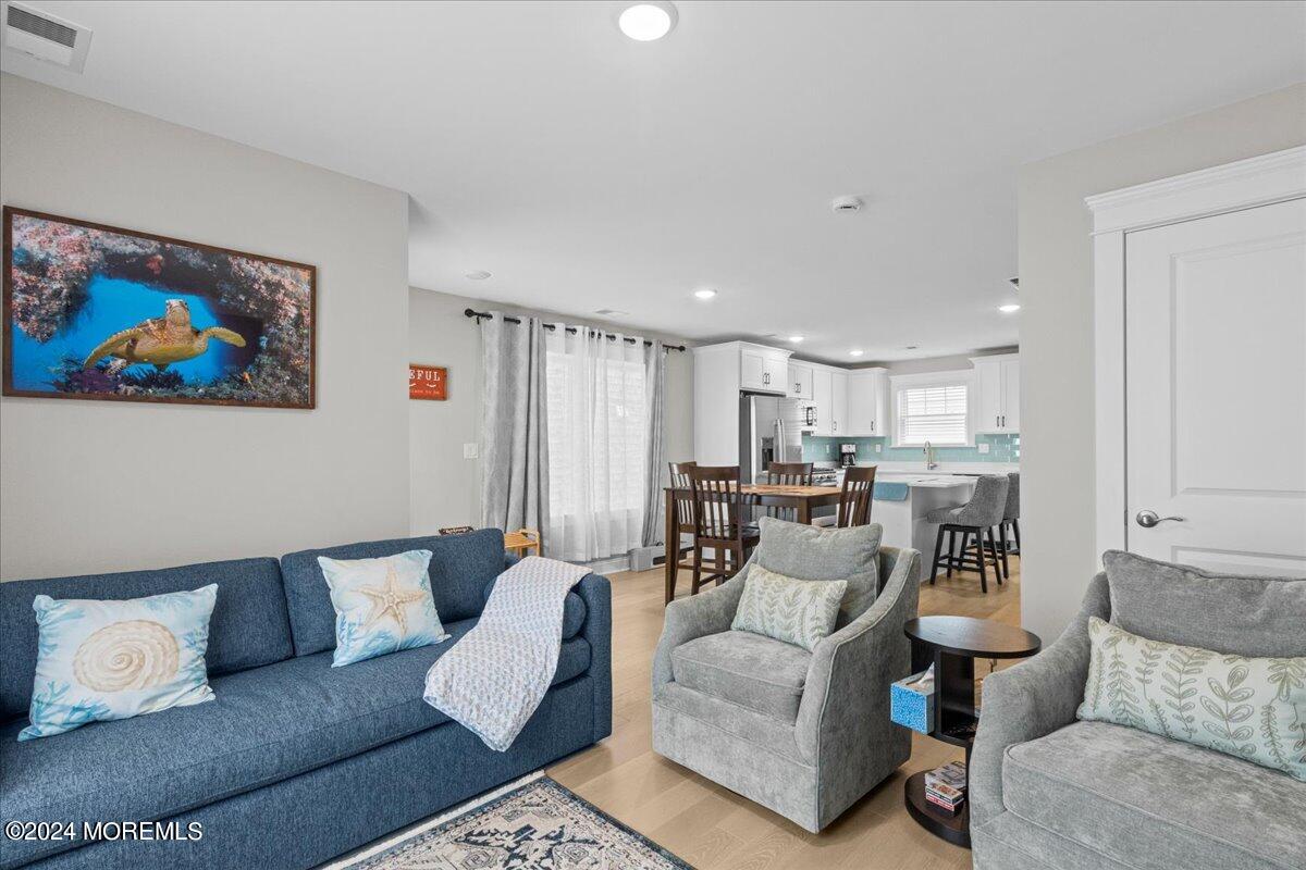 14 Elder Street Mantoloking NJ 08738