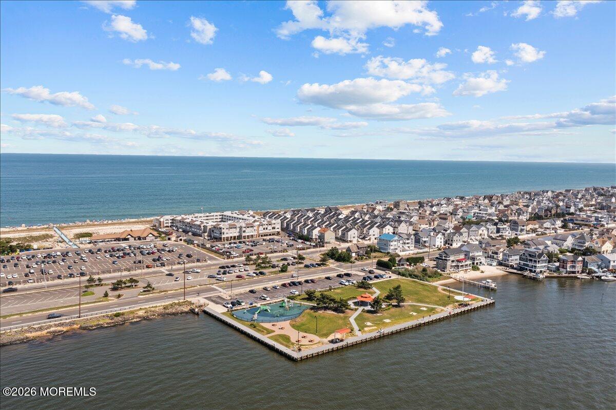 14 Elder Street Mantoloking NJ 08738