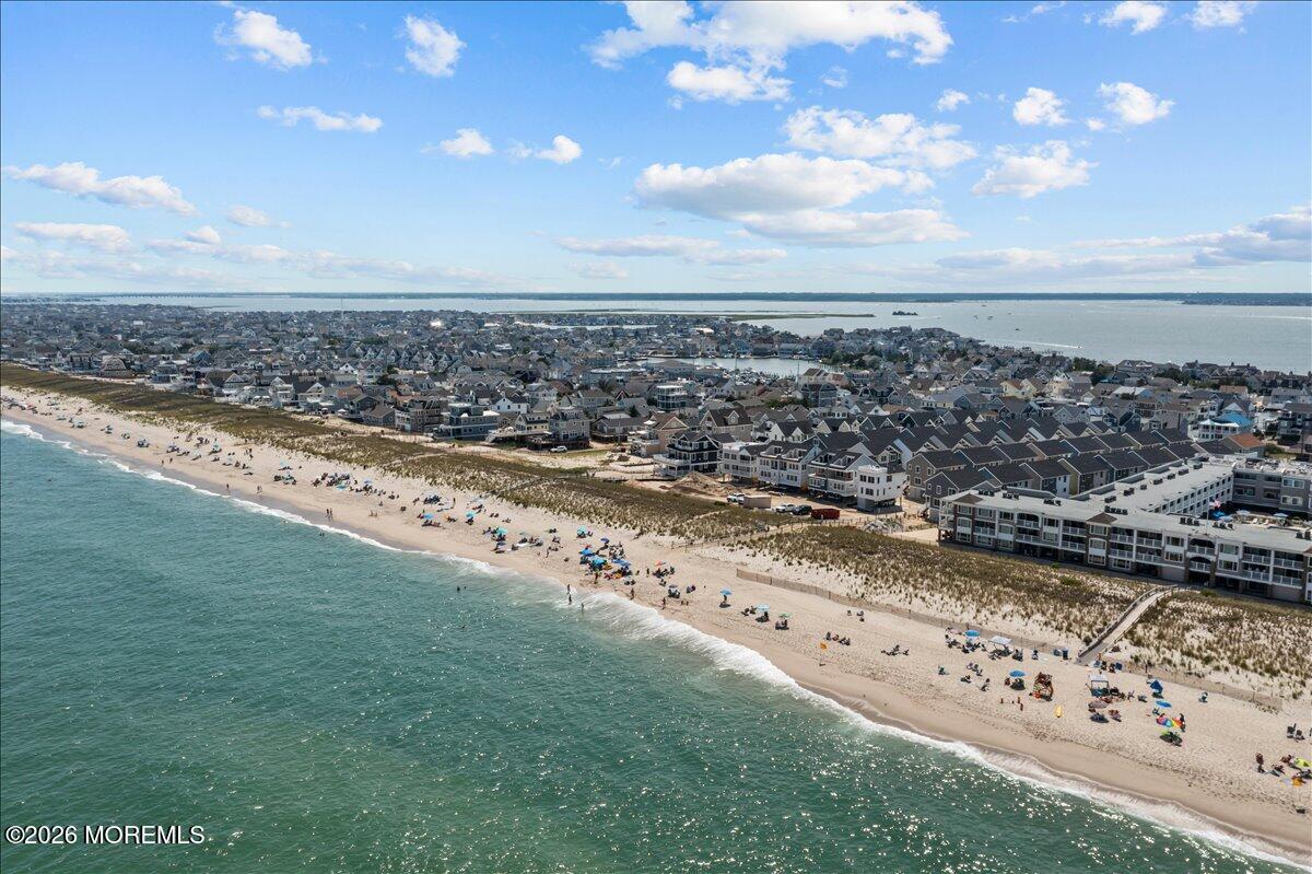 14 Elder Street Mantoloking NJ 08738