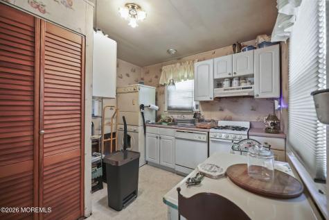 73 Belshaw Avenue Shrewsbury Twp NJ 07724