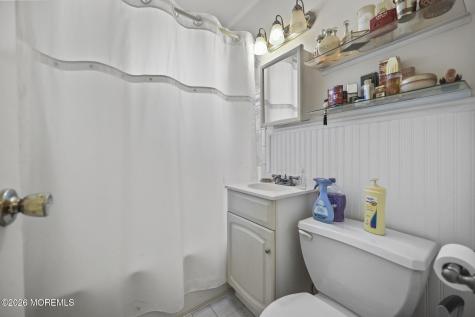 73 Belshaw Avenue Shrewsbury Twp NJ 07724