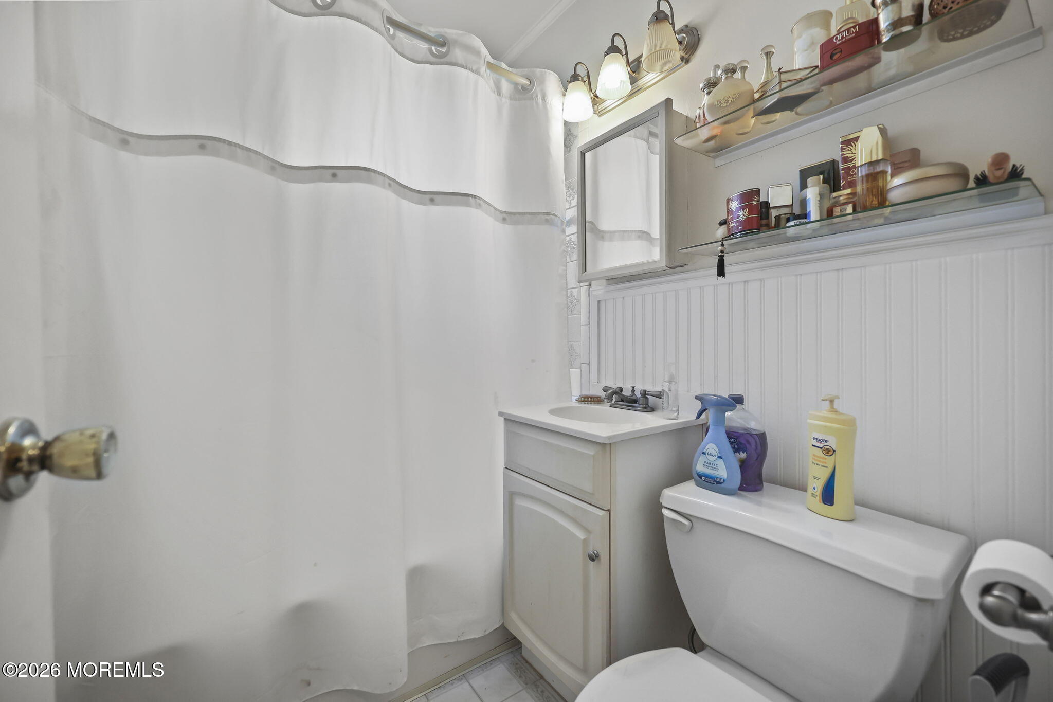73 Belshaw Avenue Shrewsbury Twp NJ 07724