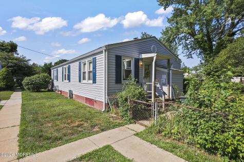 73 Belshaw Avenue Shrewsbury Twp NJ 07724