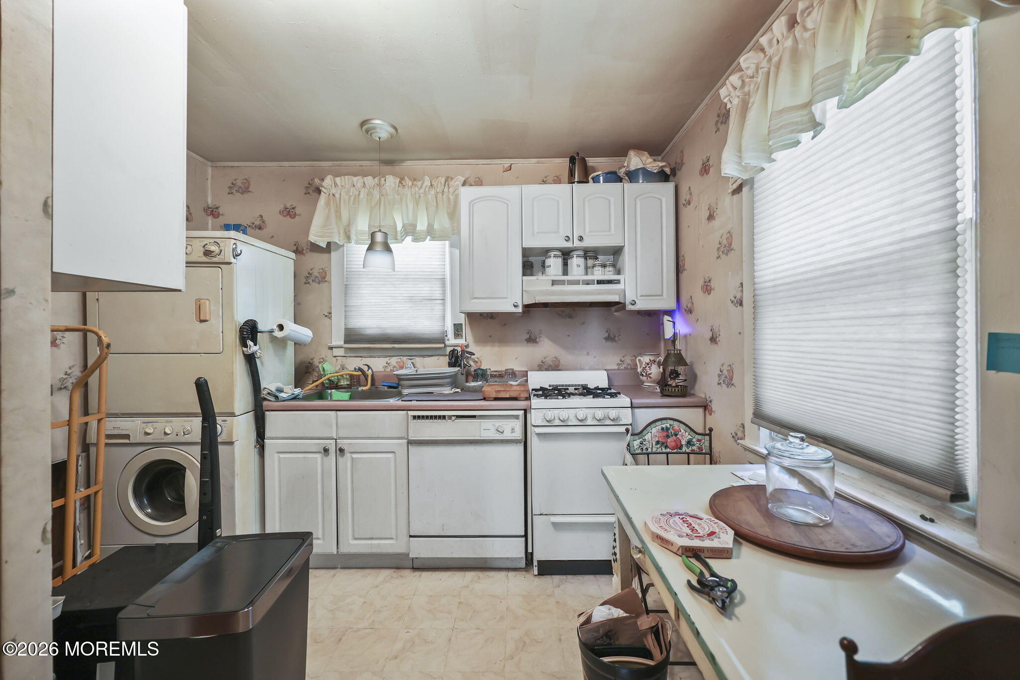 73 Belshaw Avenue Shrewsbury Twp NJ 07724
