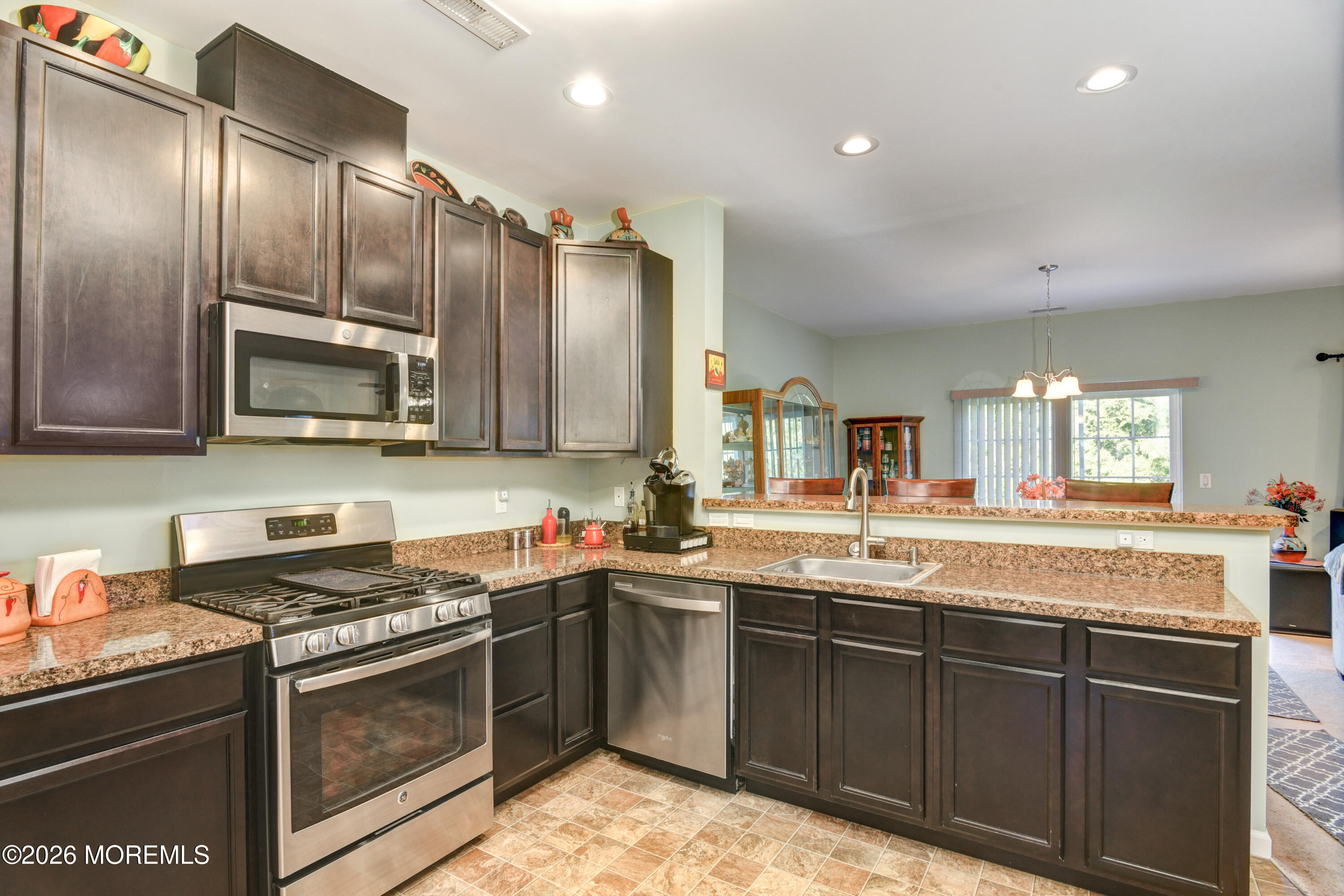 10 Arden Drive Manchester NJ 08759