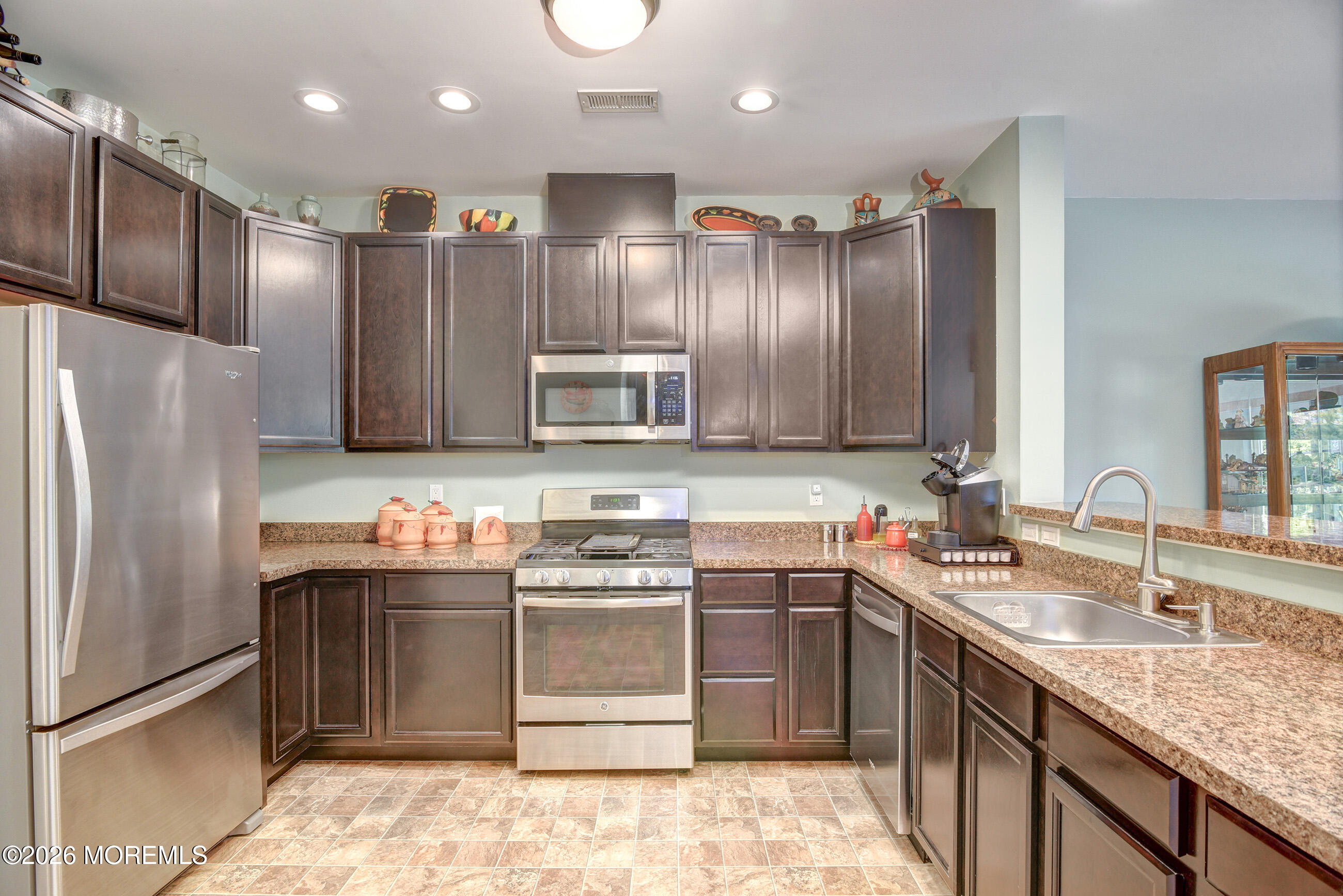 10 Arden Drive Manchester NJ 08759