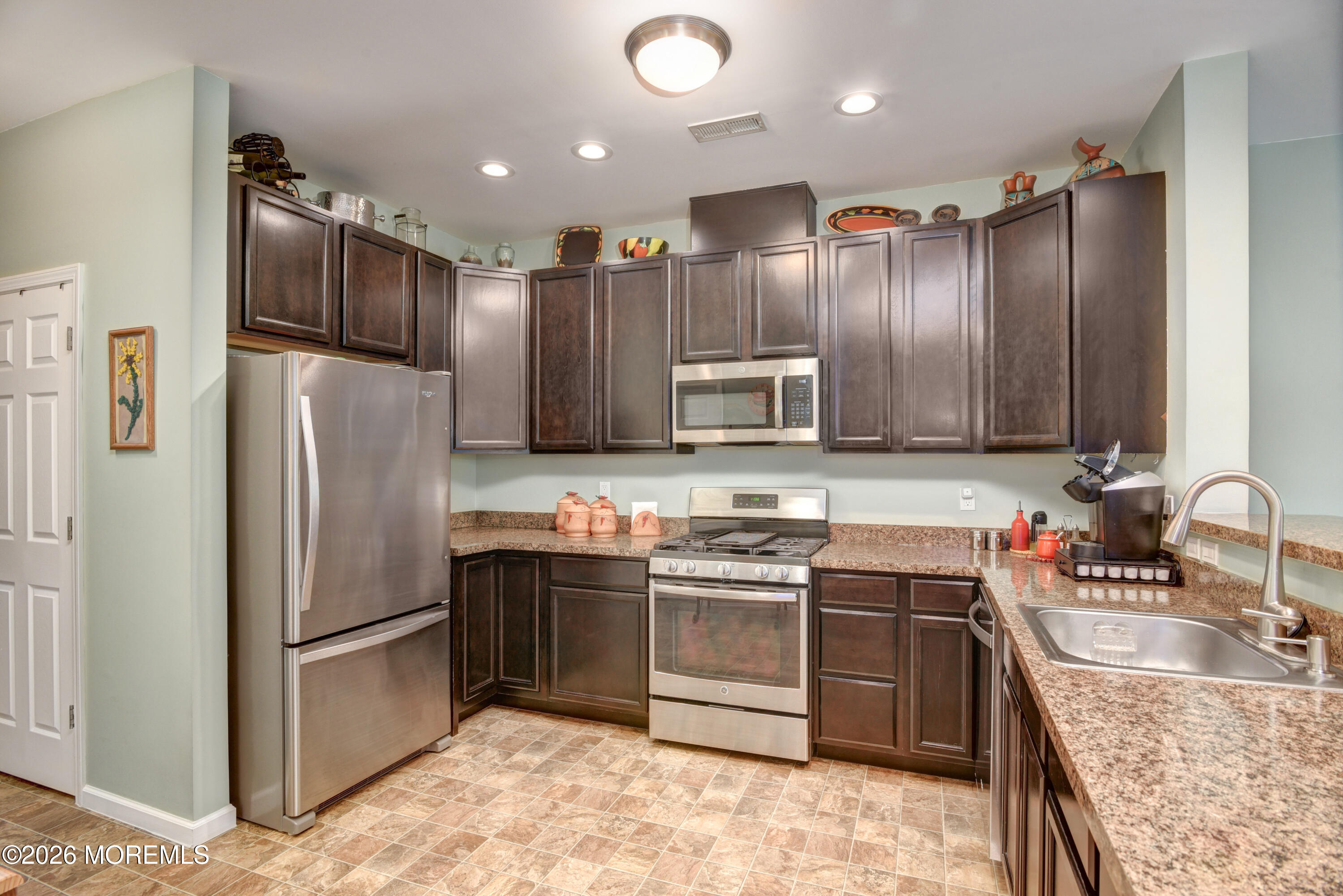 10 Arden Drive Manchester NJ 08759
