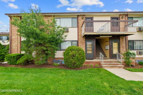 735 Cricket Lane Woodbridge NJ 07095