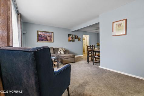 735 Cricket Lane Woodbridge NJ 07095