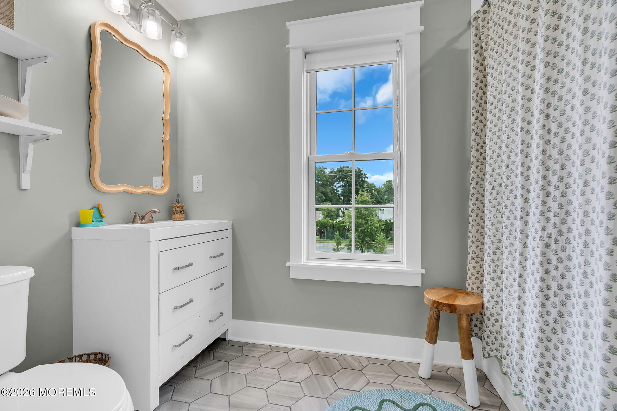6 Samantha Way Eatontown NJ 07724