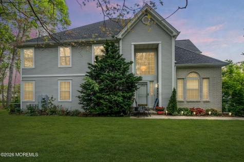 1606 Aqueduct Court Toms River NJ 08755