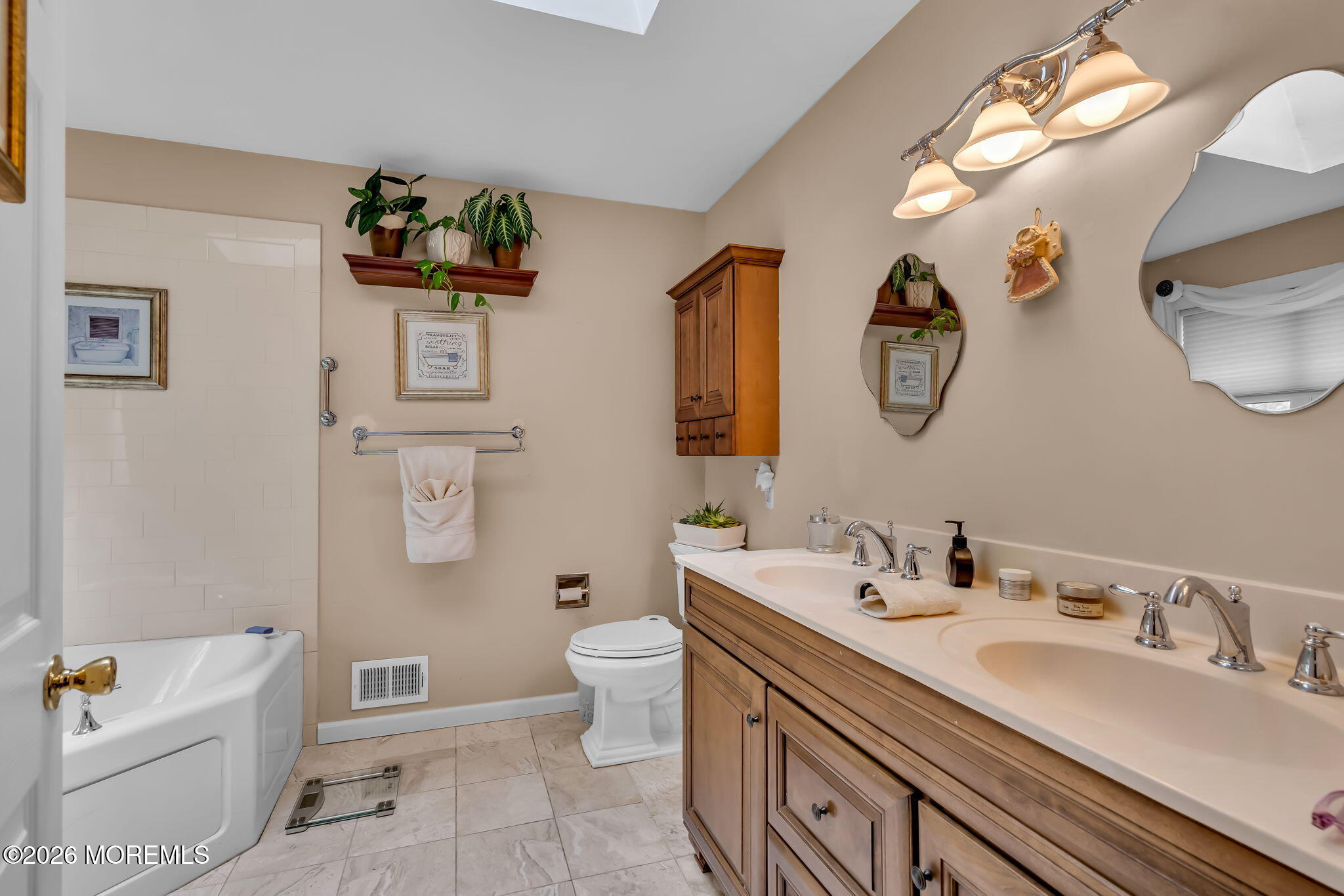 1606 Aqueduct Court Toms River NJ 08755
