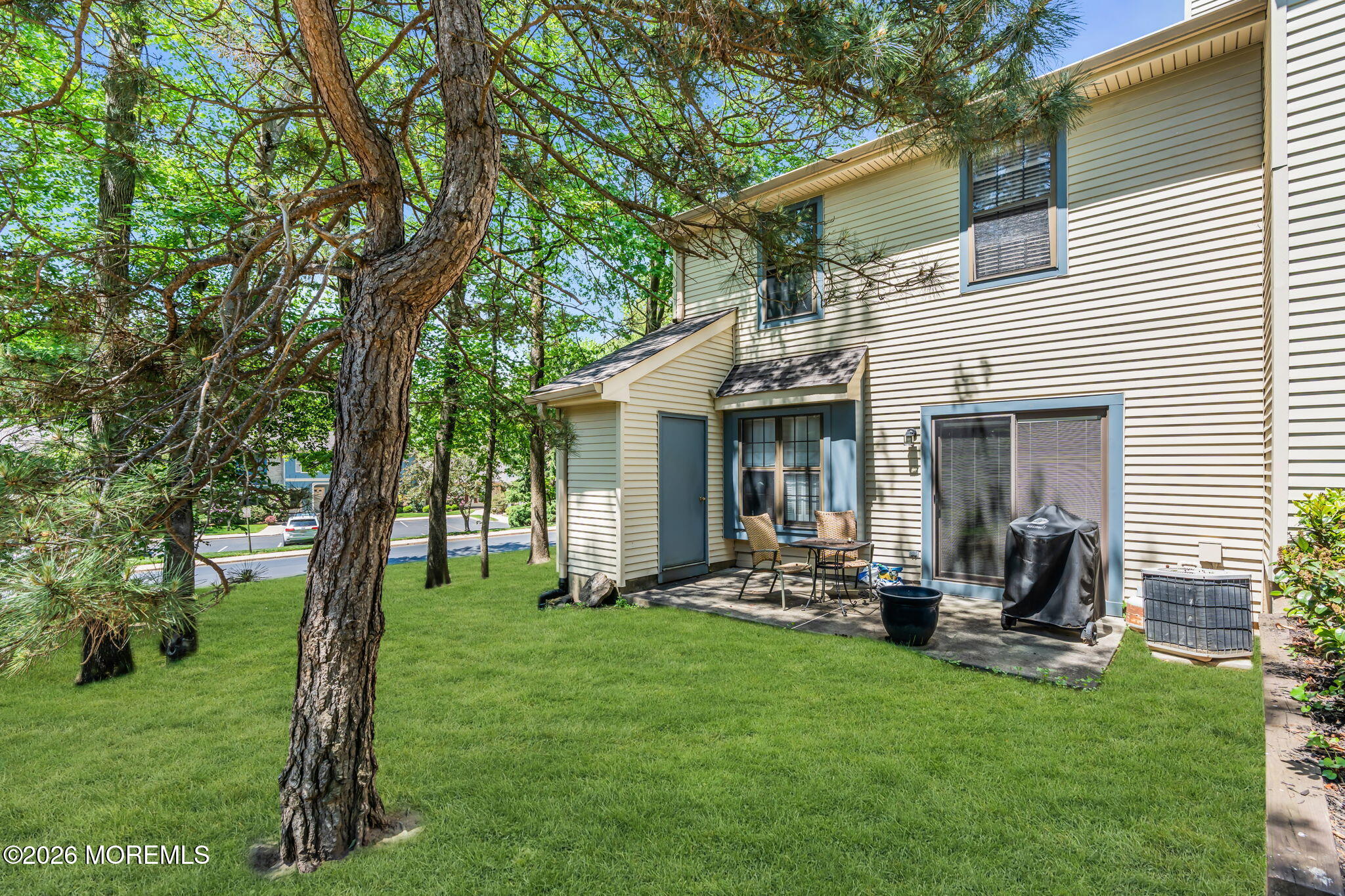 242 Perth Hill Court Aberdeen NJ 07747