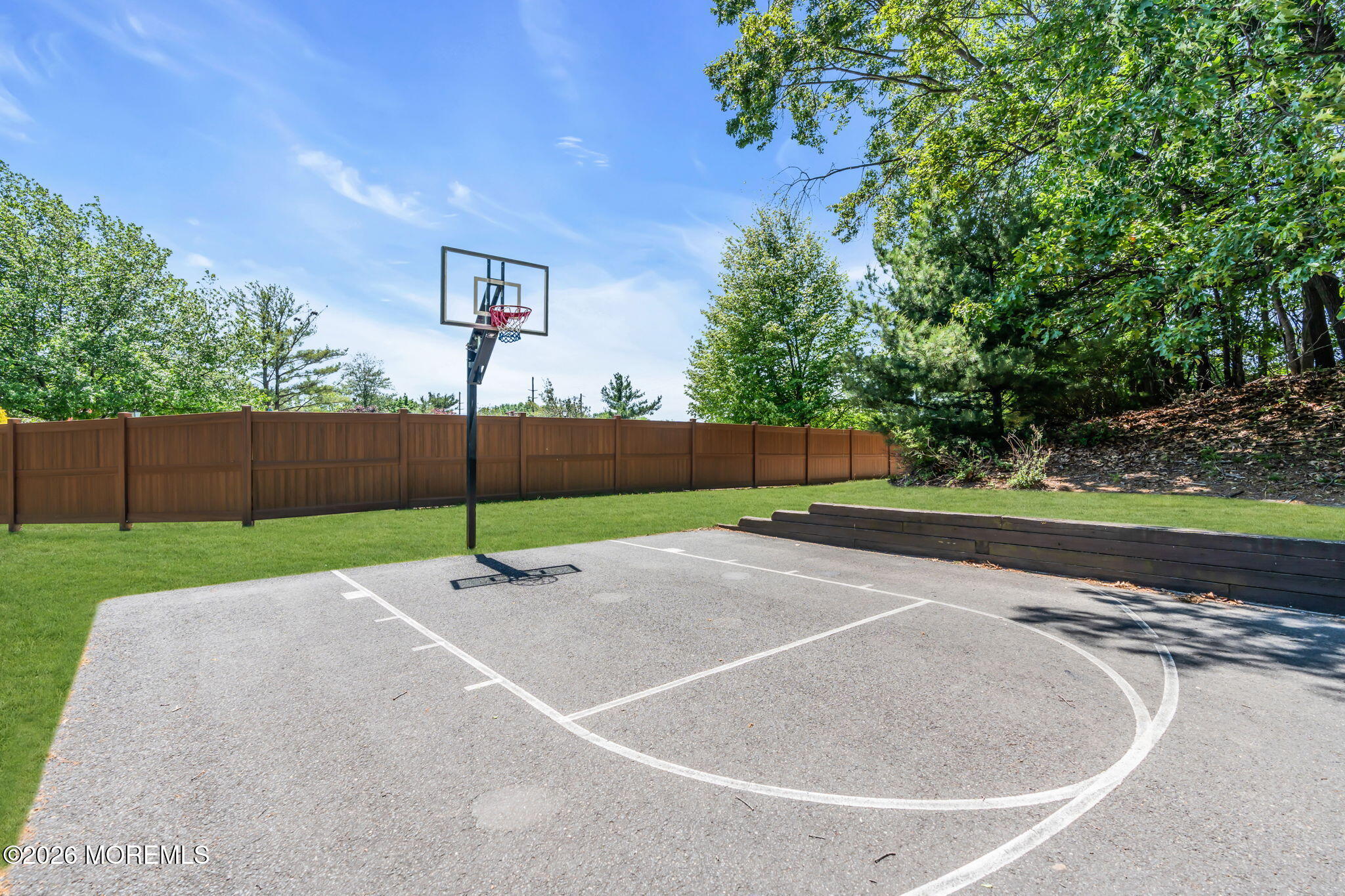 242 Perth Hill Court Aberdeen NJ 07747