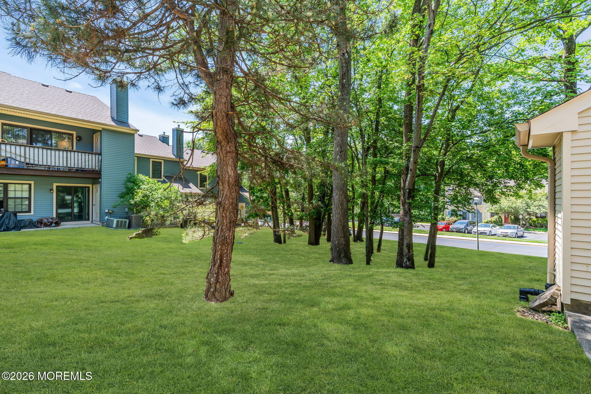242 Perth Hill Court Aberdeen NJ 07747
