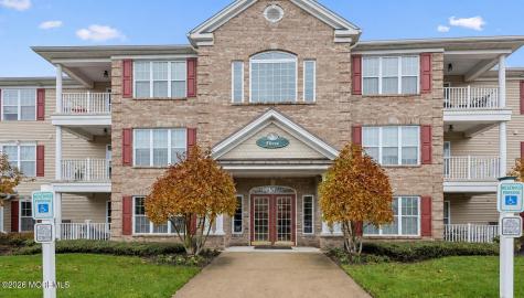 338 Sophee Lane Lakewood NJ 08701