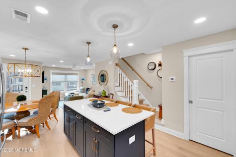 27 Shell Road Mantoloking NJ 08738