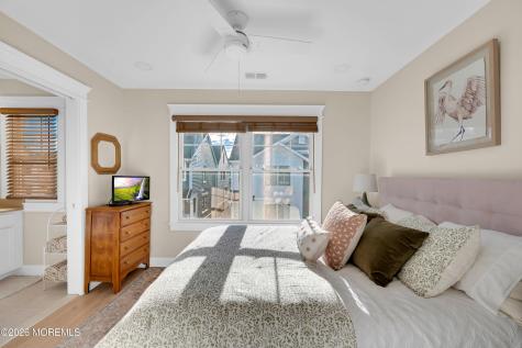 27 Shell Road Mantoloking NJ 08738