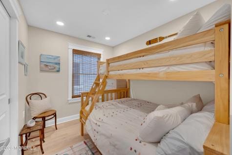 27 Shell Road Mantoloking NJ 08738