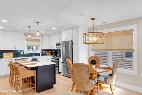 27 Shell Road Mantoloking NJ 08738