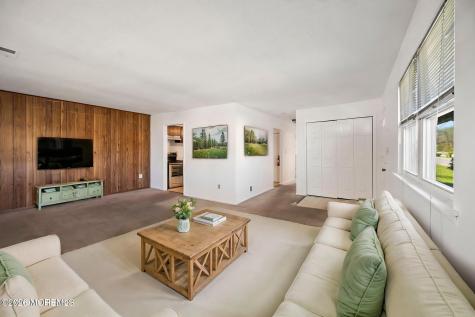 70 Greenwood Loop Road Brick NJ 08724