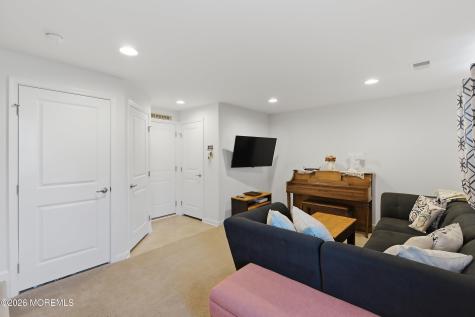 302 Bayside Court South Amboy NJ 08879