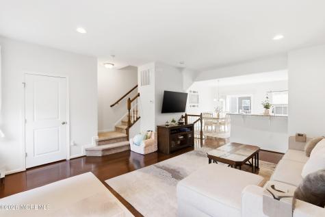 302 Bayside Court South Amboy NJ 08879