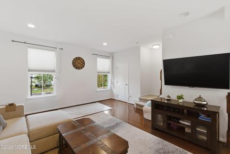 302 Bayside Court South Amboy NJ 08879