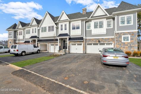128 Eagle Way Eatontown NJ 07724
