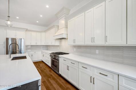 128 Eagle Way Eatontown NJ 07724